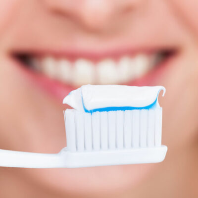 Know about the Various Teeth Whitening Procedures