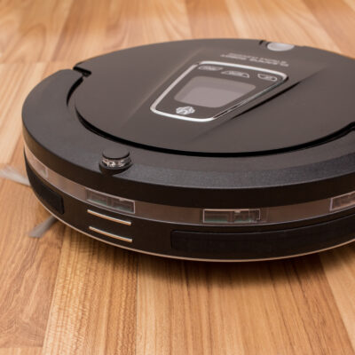 6 Things To Know Before Buying a Robot Vacuum