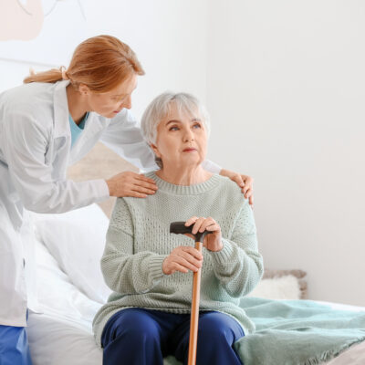 Early Warning Signs of Dementia and Care Options to Consider